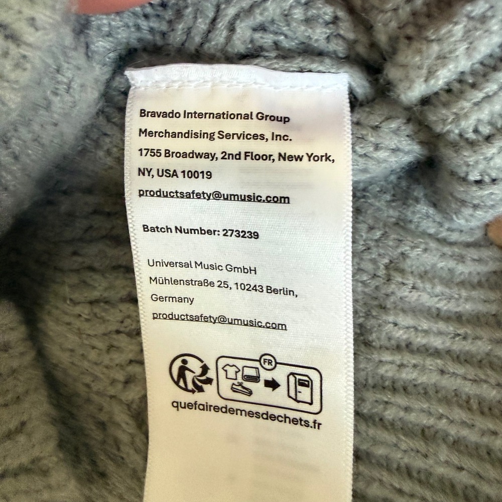 Official Taylor Swift Tortured Poets Gray Cable Knit Cardigan MD/LG Oversized - Picture 11 of 16